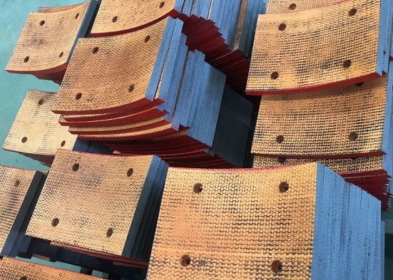 Machines de forage Plaquettes de frein à friction en résine Non asbestos Matériau de bloc de frein tissé